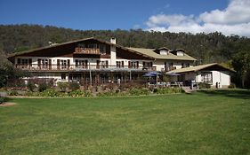 Bright Chalet
